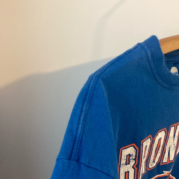 NCAA Blue Short Sleeve Tee with Broncos Design - Picture 9 of 9